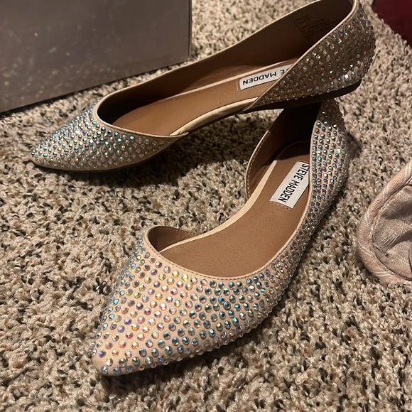 Cute flats - Picture 3 of 5